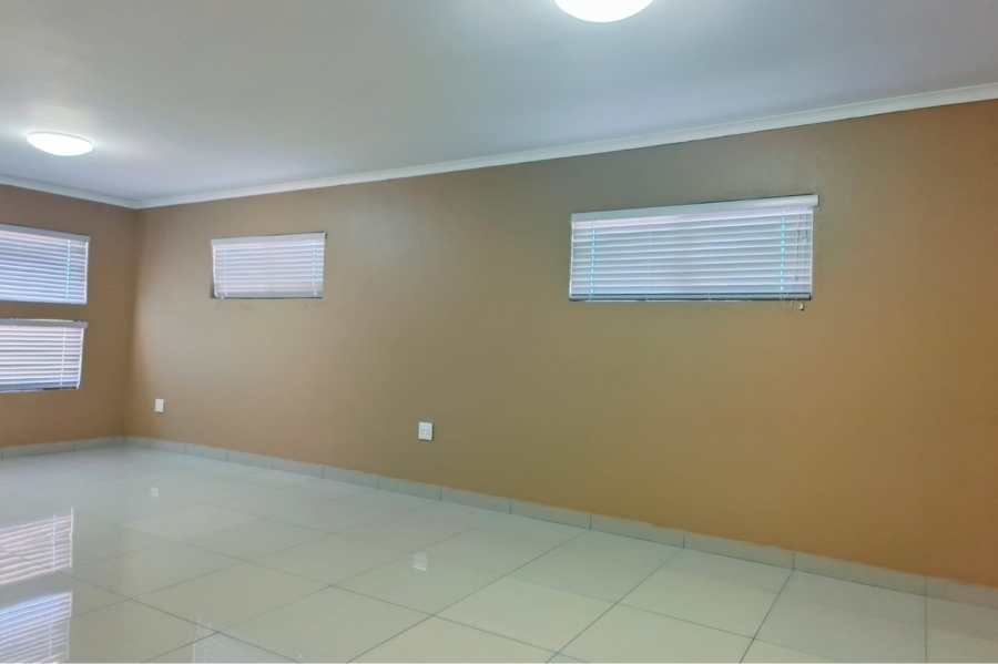 To Let commercial Property for Rent in Mogwase North West